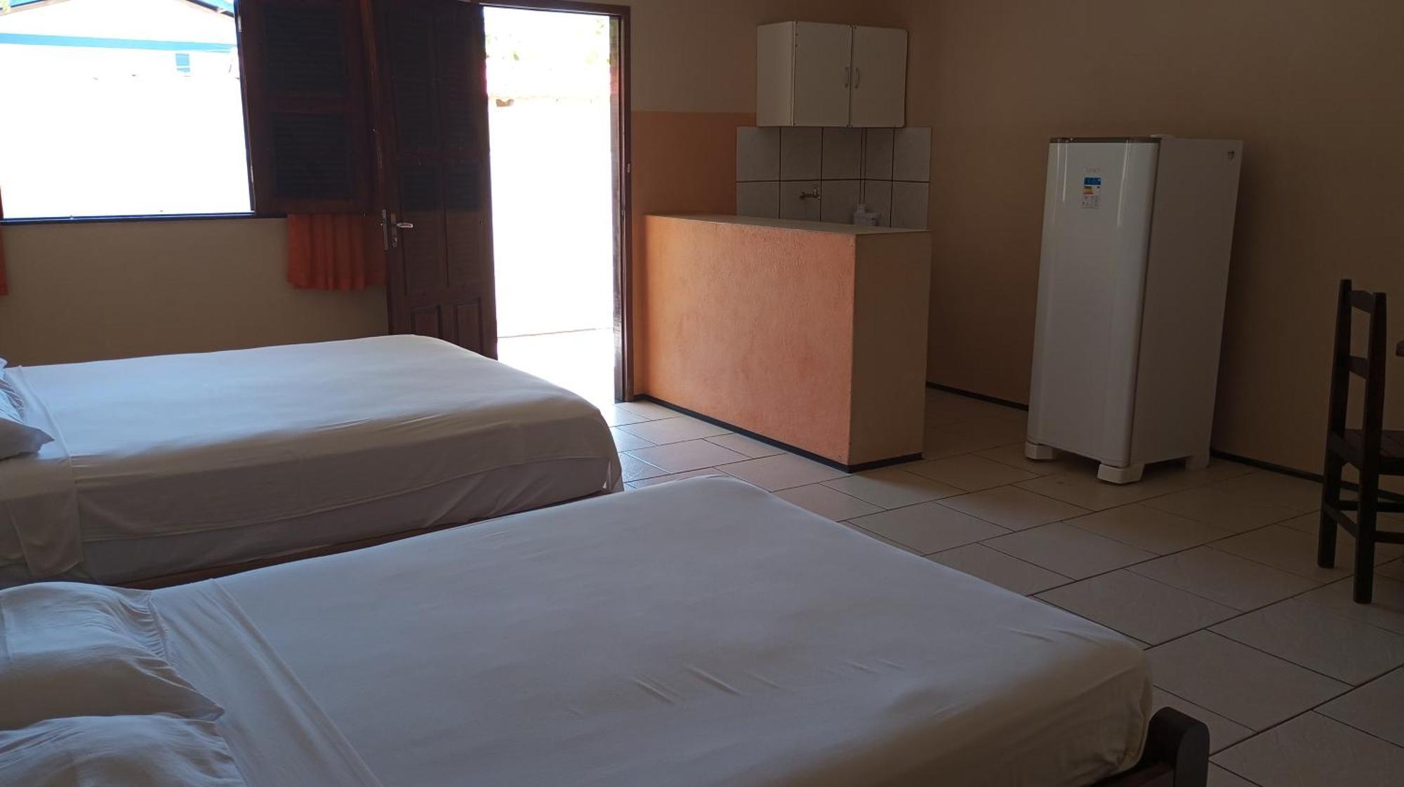 Pousada E Pizzaria Sol E Alegria Fortaleza  Rom bilde